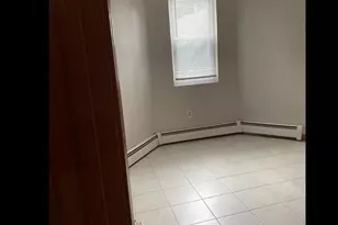 28 Clifton St, Revere, MA 02151 - Photo 2