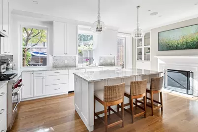 54 Pinckney St, Boston, MA 02114 - Photo 6