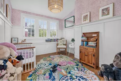 54 Pinckney St, Boston, MA 02114 - Photo 18