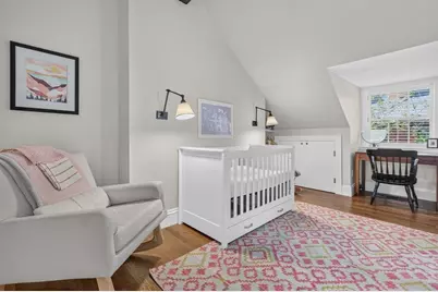 54 Pinckney St, Boston, MA 02114 - Photo 16