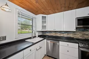 26 Greenwood Village St, Easton, MA 02334 - Photo 10