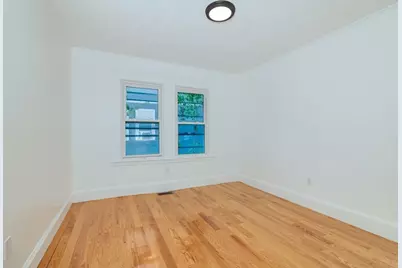 135 Safford St #1, Quincy, MA 02170 - Photo 10