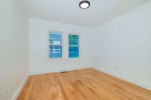 135 Safford St, Quincy, MA 02170 - Photo 10