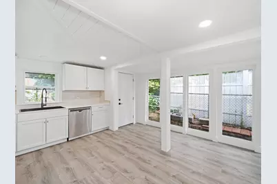 139 Spring St, Quincy, MA 02169 - Photo 2