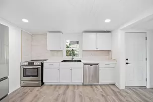139 Spring St, Quincy, MA 02169 - Photo 2
