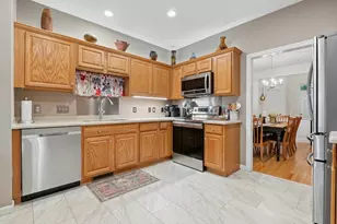44 Cherry Ln, Grafton, MA 01560 - Photo 10