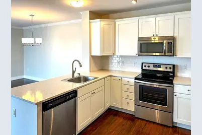 978 Worcester #411, Wellesley, MA 02482 - Photo 2