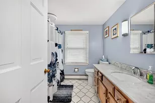 240 Meadow Wood Dr, Holden, MA 01520 - Photo 24
