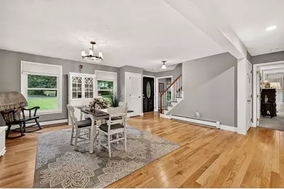 240 Meadow Wood Dr, Holden, MA 01520 - Photo 8