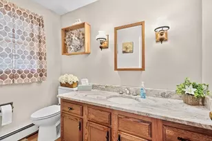 240 Meadow Wood Dr, Holden, MA 01520 - Photo 16