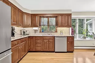 240 Meadow Wood Dr, Holden, MA 01520 - Photo 14