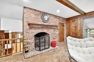 240 Meadow Wood Dr, Holden, MA 01520 - Photo 6