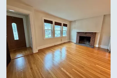 61 Newell Rd #1, Newton, MA 02466 - Photo 6