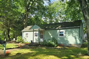13 Park Ln, Wayland, MA 01778 - Photo 1