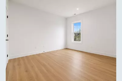 13 Quincy St #13C, Somerville, MA 02143 - Photo 8
