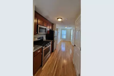 75 Bowers Street #5, Lowell, MA 01854 - Photo 2