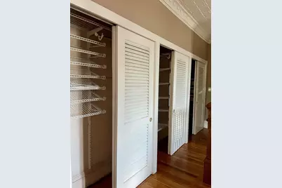 37 Mill St #1, Boston, MA 02122 - Photo 16