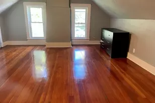 37 Mill St, Boston, MA 02122 - Photo 12