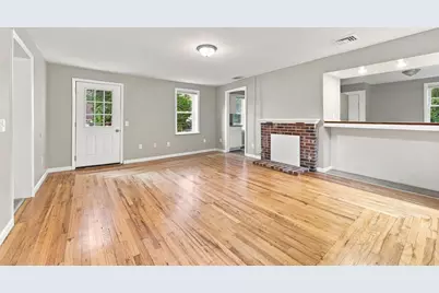 5 Princeton St, Westfield, MA 01085 - Photo 4