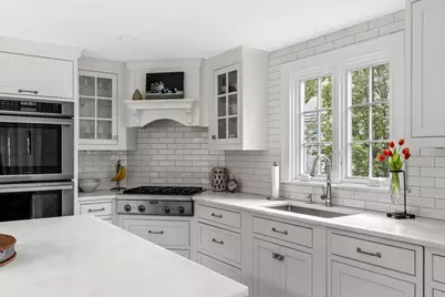 37 Lincoln St, Hingham, MA 02043 - Photo 6