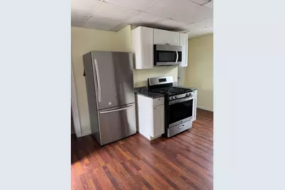 83 Lane St #3, Lowell, MA 01851 - Photo 4