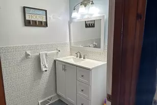12 Waterman St, Mattapoisett, MA 02739 - Photo 10