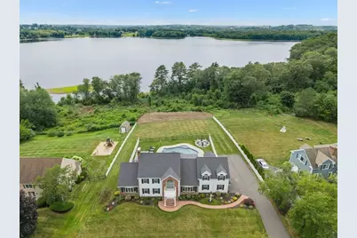 14 Lakeview Ave, Danvers, MA 01923 - Photo 2