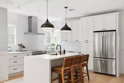 613 E 6th St. #3, Boston, MA 02127 - Photo 6