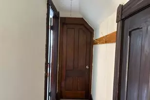 149 Cross St, Gardner, MA 01440 - Photo 8