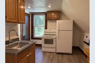 149 Cross St #3, Gardner, MA 01440 - Photo 2