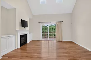 4 Hastings Rd, Hudson, MA 01749 - Photo 2