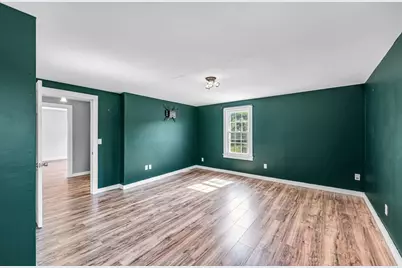 81 South St, Williamsburg, MA 01096 - Photo 24