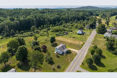 81 South St, Williamsburg, MA 01096 - Photo 32