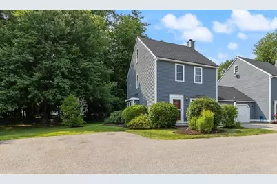 25 Whittier Meadows Dr #25, Amesbury, MA 01913 - Photo 4