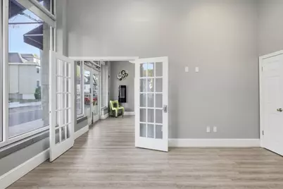 550 Pleasant Street #109, Winthrop, MA 02152 - Photo 12