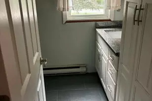 10 Patricia Ann Dr, Haverhill, MA 01830 - Photo 4