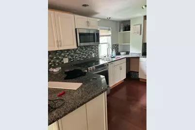 10 Patricia Ann Dr, Haverhill, MA 01830 - Photo 2