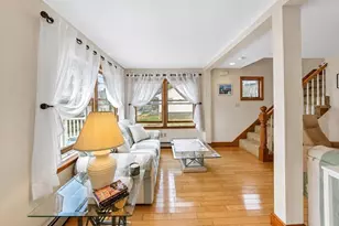 36 Hampton Cir, Hull, MA 02045 - Photo 10