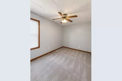 164 Hood St #1E, Fall River, MA 02720 - Photo 18