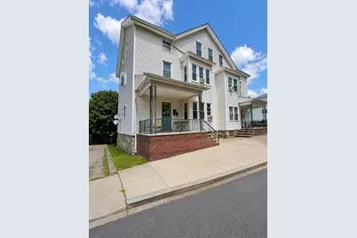 164 Hood St #1E, Fall River, MA 02720 - Photo 2
