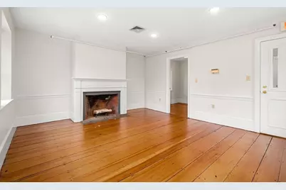 160 Sylvan St, Danvers, MA 01923 - Photo 2