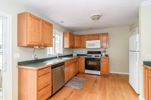 16 Willow St, Natick, MA 01760 - Photo 6