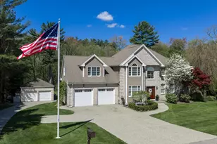 11 Bridle Dr, Lincoln, RI 02865 - Photo 2