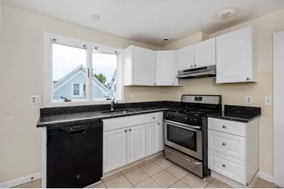 12 Kilby St #2L, Somerville, MA 02143 - Photo 2