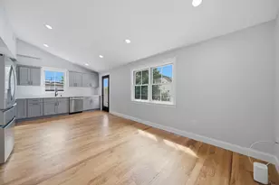 16 Putnam St, Somerville, MA 02143 - Photo 8