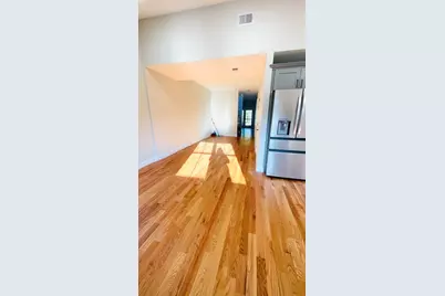 16 Putnam St #2, Somerville, MA 02143 - Photo 4