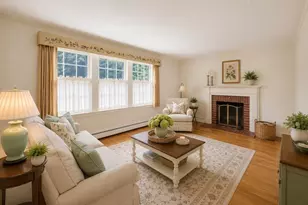 7 Schaller St, Wellesley, MA 02482 - Photo 16