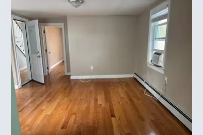 4 Border Street #4, Woburn, MA 01801 - Photo 8