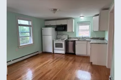 4 Border Street #4, Woburn, MA 01801 - Photo 6