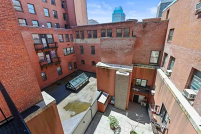122 Chestnut St #215, Springfield, MA 01103 - Photo 4